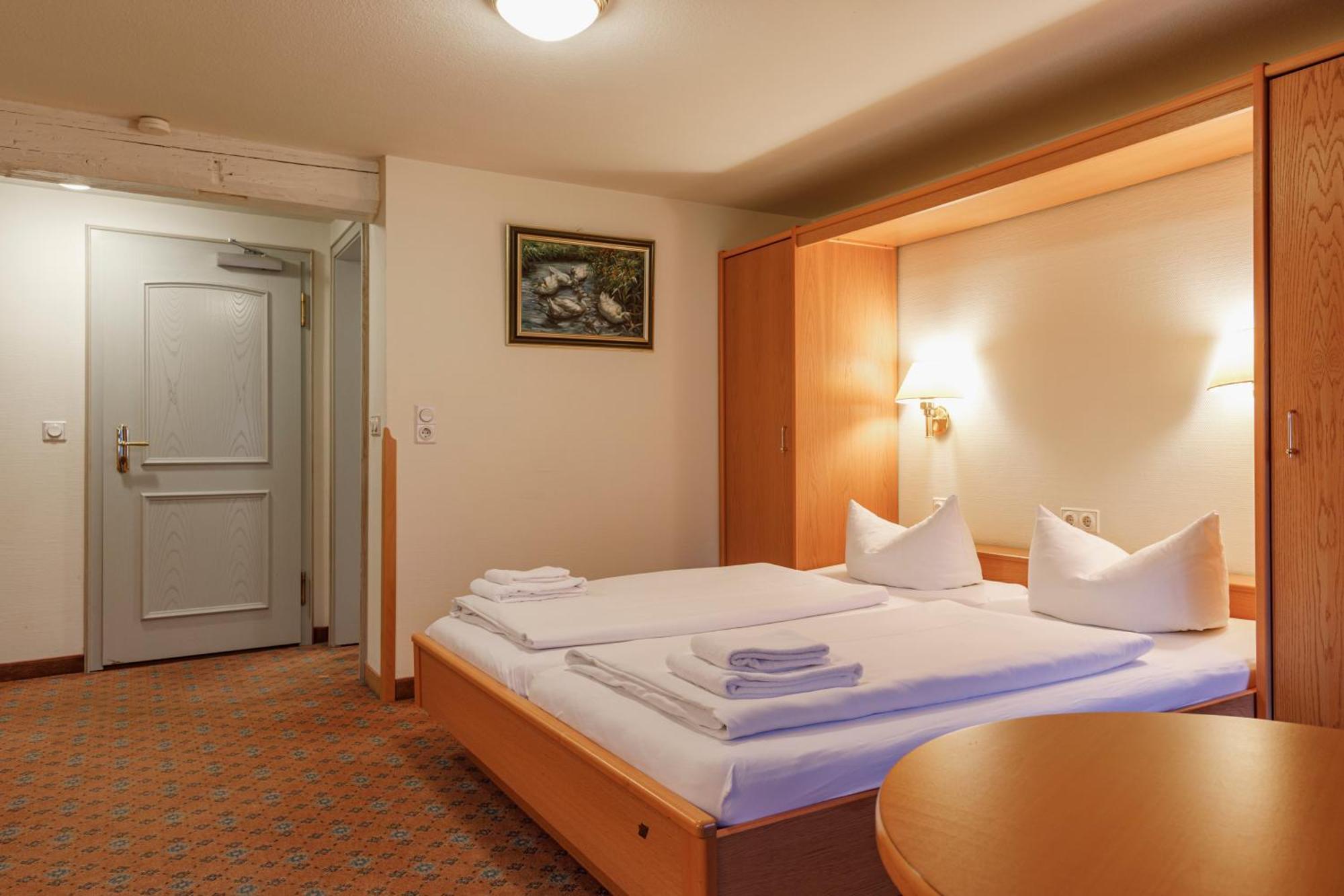 Schwerter Schankhaus & Hotel Meissen Ngoại thất bức ảnh